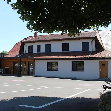 Feriepark Glamping Pec - Halfboard