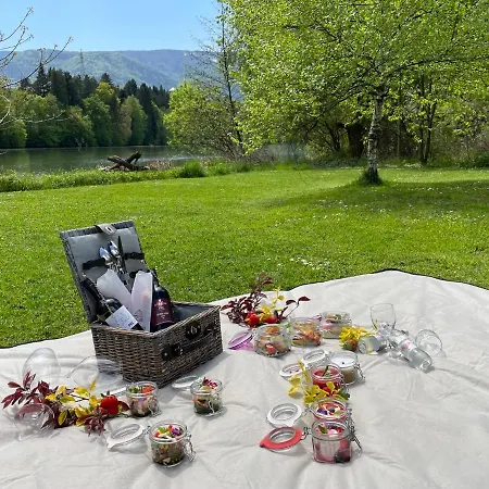 Glamping Pec - Halfboard Vakantiepark
