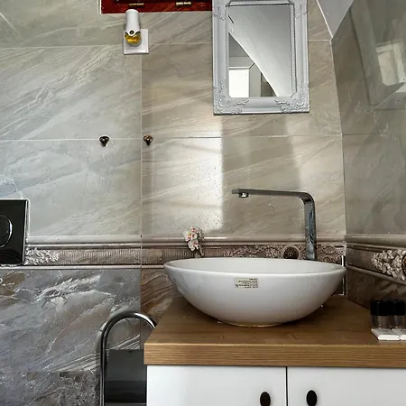 Glamping Pec - Halfboard ホリデーパーク Selnica ob Dravi