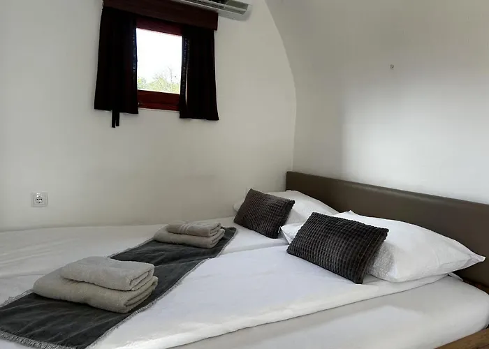 Glamping Pec - Halfboard *